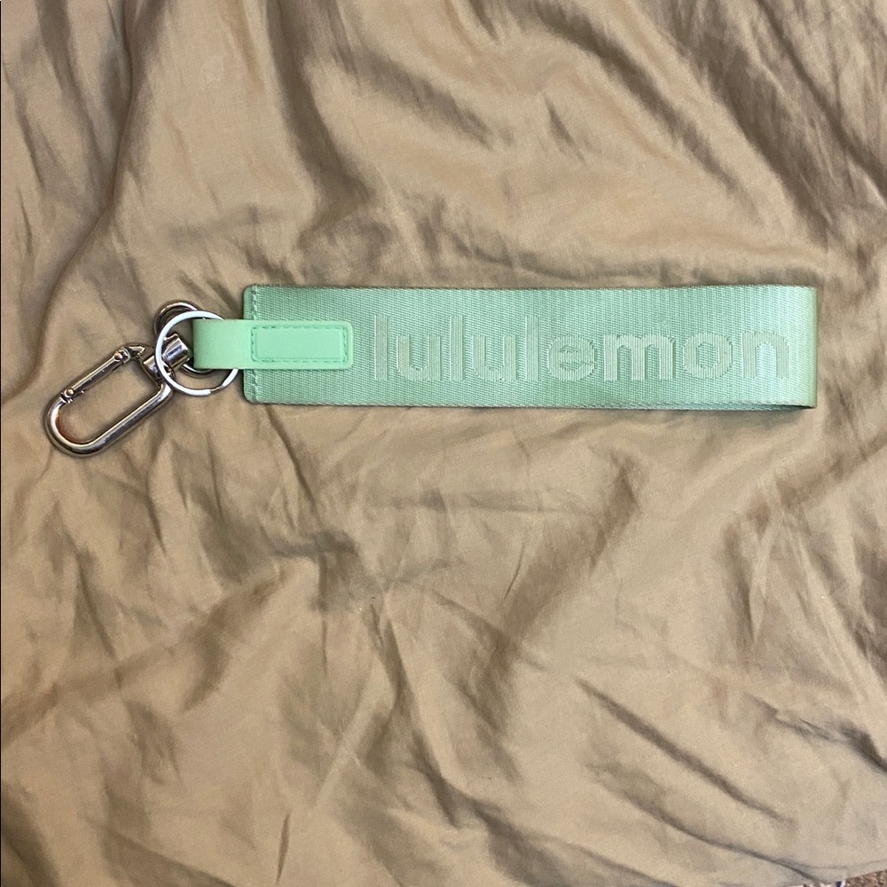 lululemon athletica Mint Key Holder